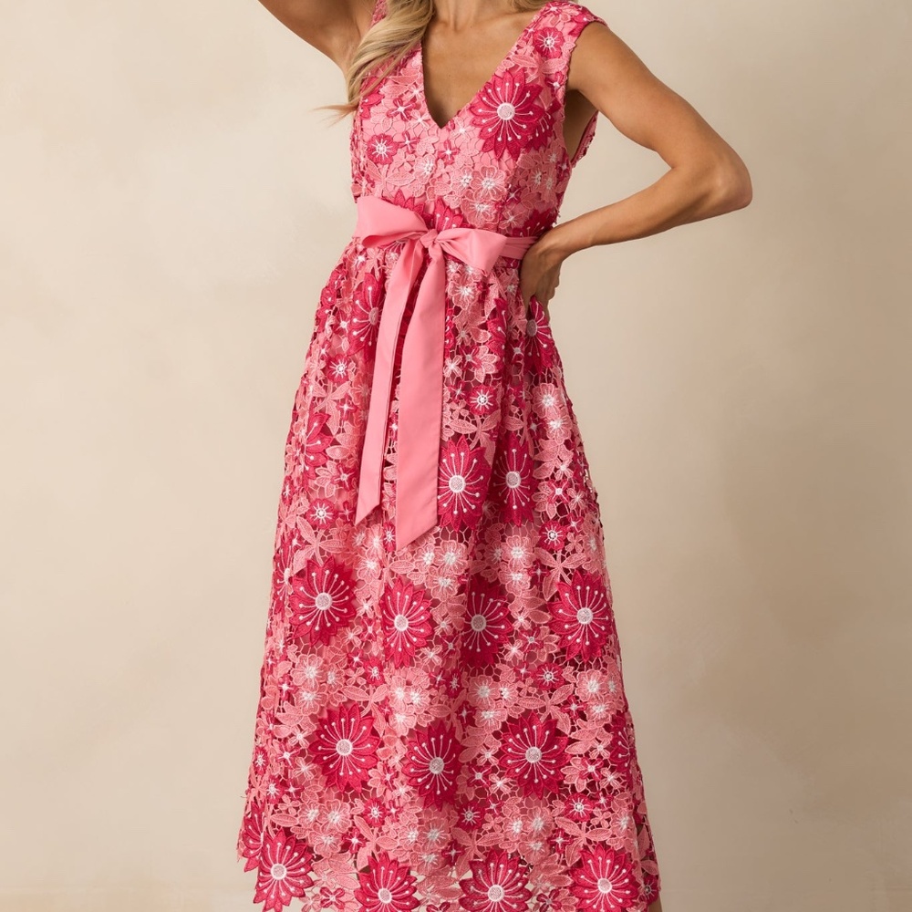 Red Dress First Dance Pink Floral Embroidered Midi Dress Size MM / Pink